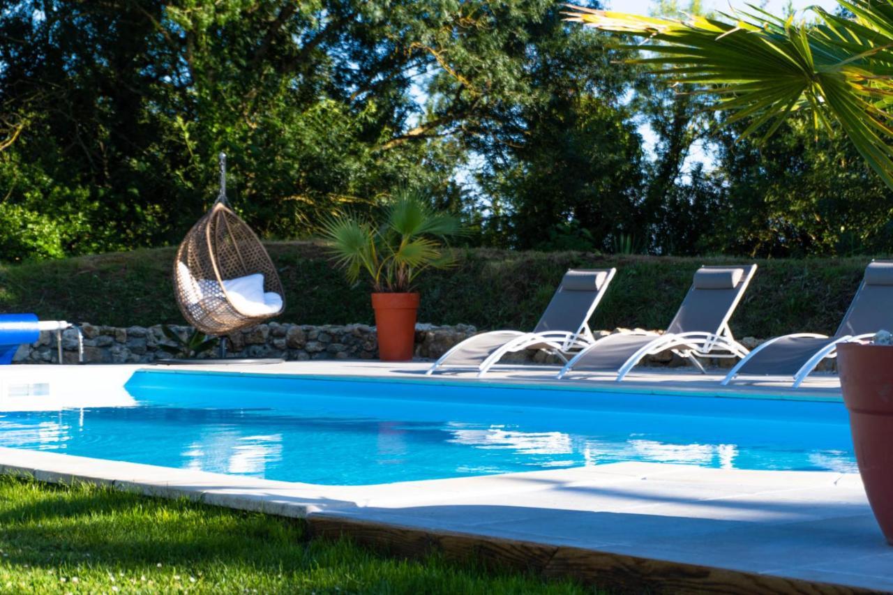 Logis De Tirac Bed & Breakfast Lorignac Exterior photo